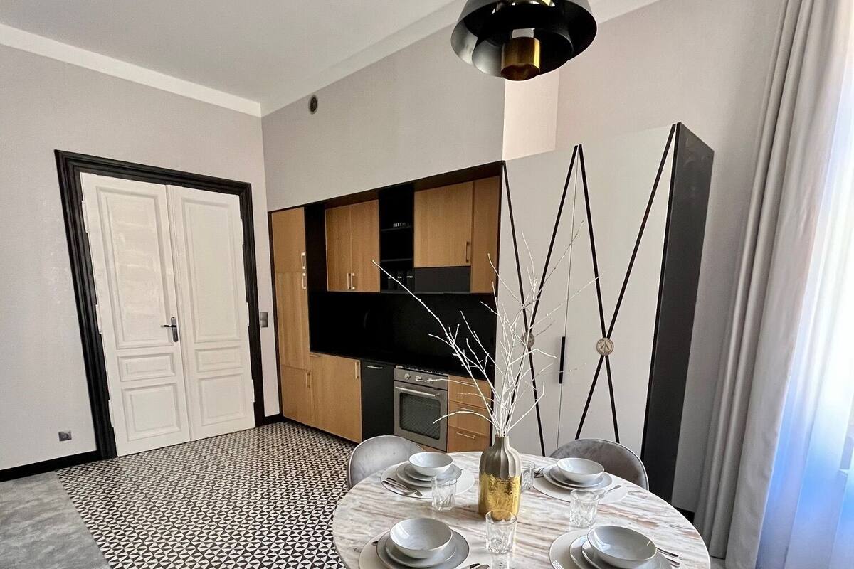 Apartament Deluxe | Caixa forta a l'habitació, decoració individual i cortines opaques