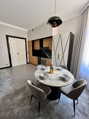 Deluxe Apartment (Ventus) | In-room safe, individually decorated, blackout curtains, soundproofing - Szewska 22 Boutique (Kraków)