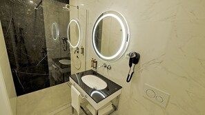 Bathroom - Szewska 22 Boutique (Kraków)