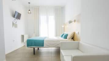 Superior Room | Premium bedding, down comforters, pillowtop beds, desk