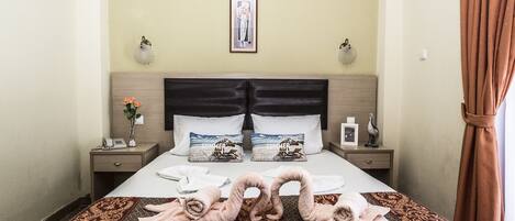 شقة - غرفة نوم واحدة | 1 غرفة نوم وخزنة داخل الغرفة ومكتب وتجهيزات عازلة للصوت