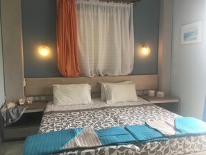1 Schlafzimmer, Zimmersafe, Schreibtisch, schallisolierte Zimmer