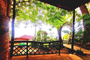 ด้านหน้าที่พัก