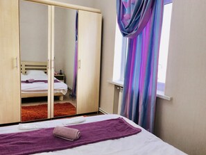 Business Apartment, 2 Bedrooms | 1 bedroom, bed sheets - Check-in apartment Metropark Mall (Baku)