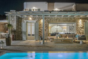 Πρόσοψη καταλύματος