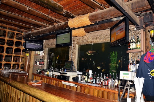 Parklands Shade Hotel