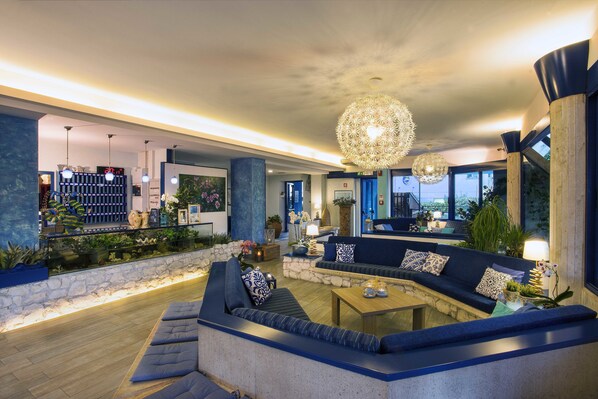 Lobby - Hotel Napoleon (Pesaro)