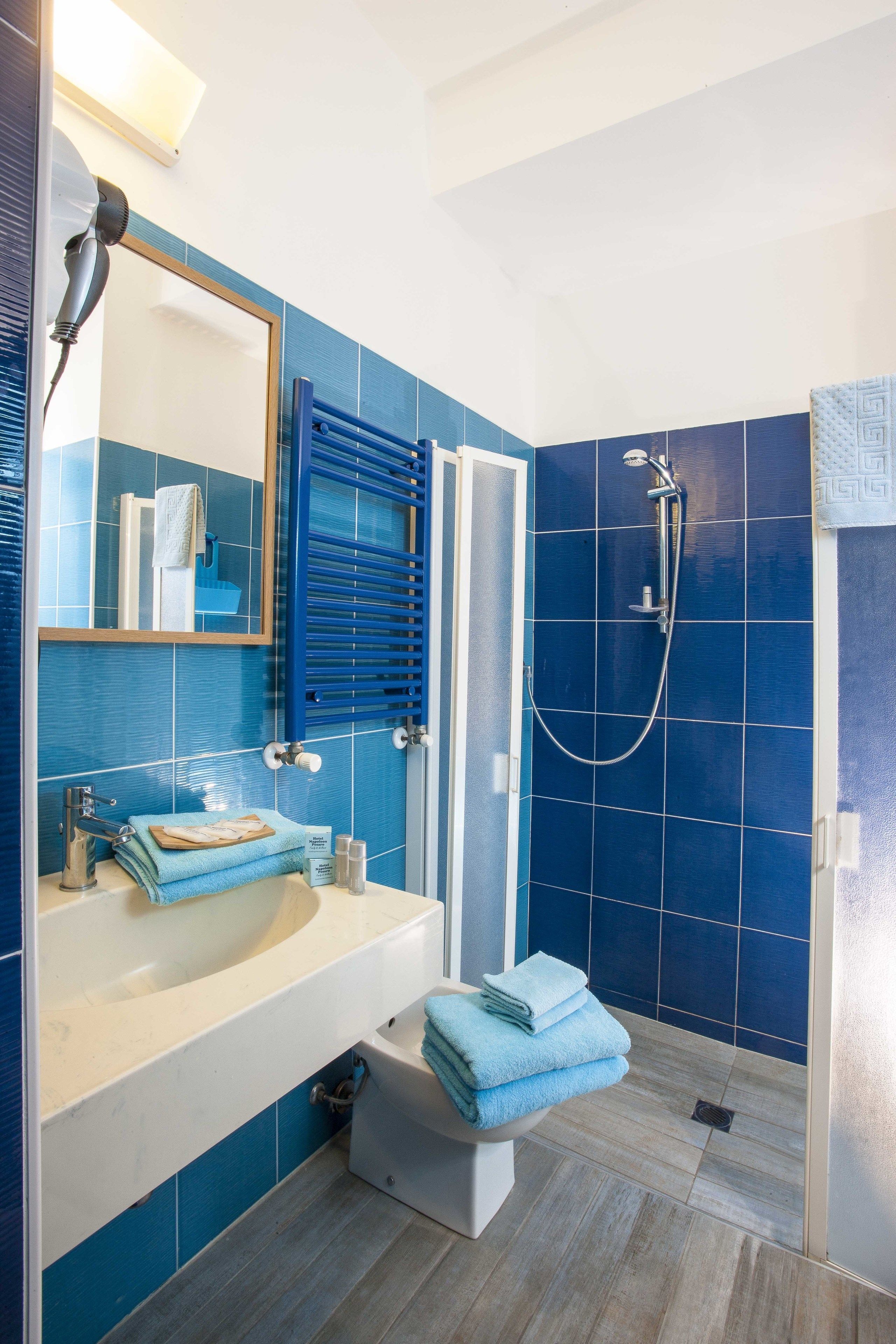 double or twin room, sea view | bathroom | shower, free toiletries, hair dryer, bidet