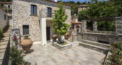 Thalia Traditional Guest House