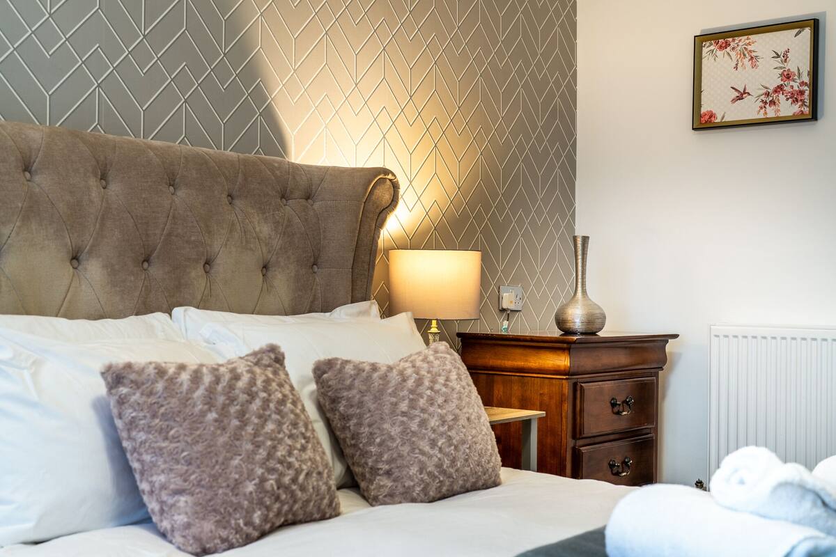 Deluxe Double Room, Ensuite (5 Gojiberry Room)