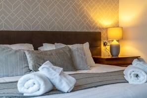 Deluxe Double Room, Ensuite (8 Cranberry Room) - The Berry Boutique (Windermere)