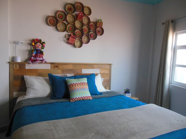 Sigo siendo EL REY 1 Cama King Size | 1 chambre, literie de qualité supérieure, fer et planche à repasser