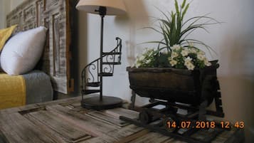 LA LLORONA 2 Camas Queen Size  | 1 habitación y ropa de cama de alta calidad
