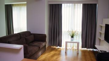 Comfort Apartment | Living area | LCD TV