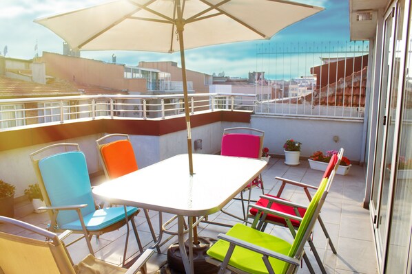 Terrace/patio - D&D Suites (Istanbul)