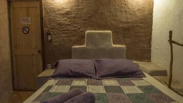 Kamar Double, 1 Tempat Tidur Double, kamar mandi pribadi | Brankas dan Wi-Fi gratis