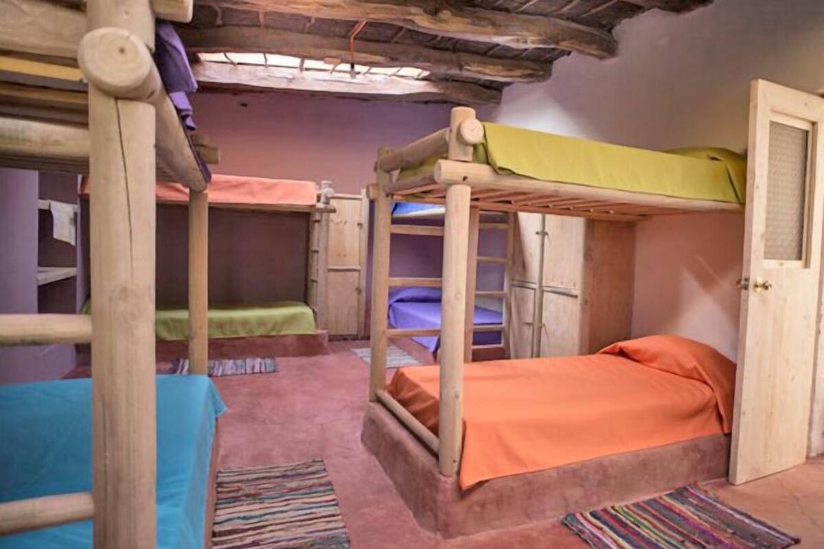 Dreibettzimmer, Mehrere Betten, Gemeinschaftsbad