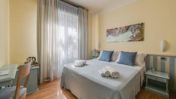 Superior Room, 1 Bedroom, Non Smoking, Air conditioning | Premium bedding, down comforters, pillowtop beds, in-room safe