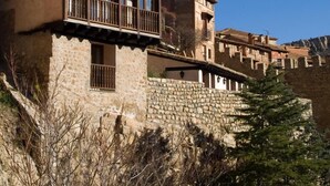 Unclassified image, 3 of 30, button - Hotel la Casa del Tío Americano (Albarracin)