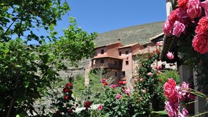 Unclassified image, 2 of 30, button - Hotel la Casa del Tío Americano (Albarracin)