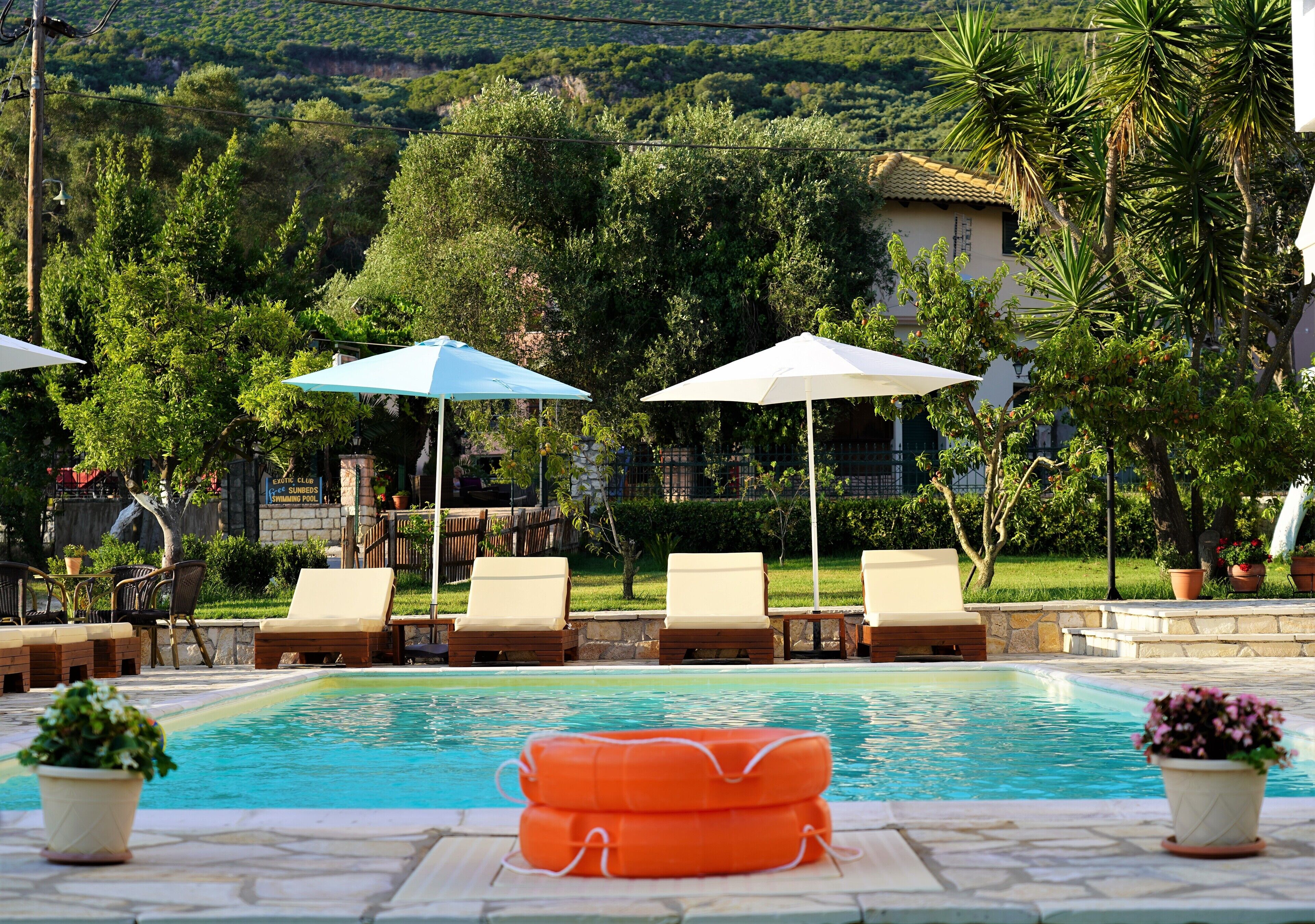 المنشأة من الخارج