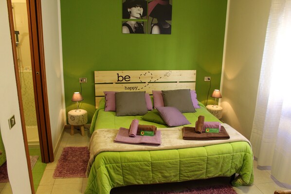Double Room | Desk, free WiFi, bed sheets - Sa Babbaiola B&B (Cagliari)