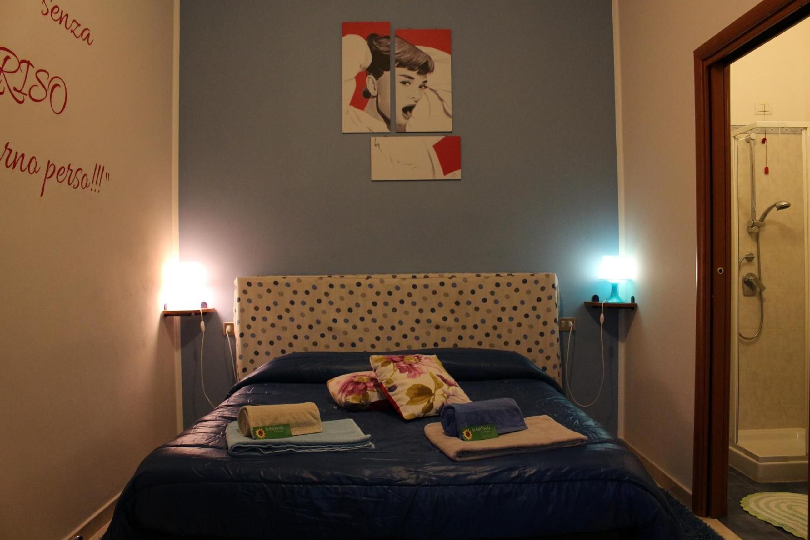 Bureau, Wi-Fi gratuit, draps fournis