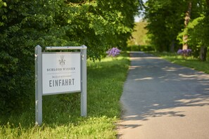 Exterior - Schloss Wissen Hotellerie (Weeze)