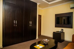 Executive Suite | Living area | Flat-screen TV - CribVille Hotel & Suites (Lekki)