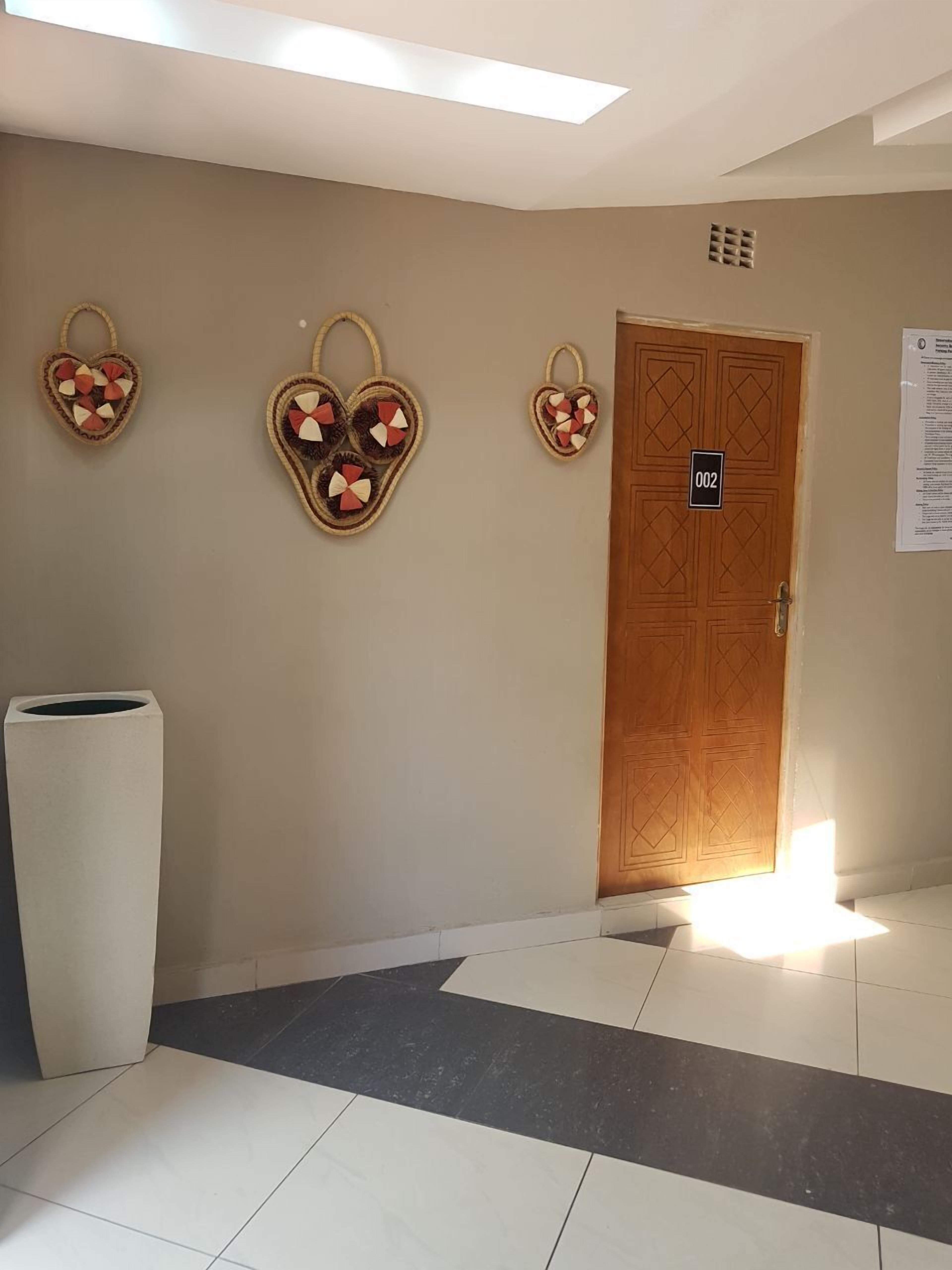 Daily continental breakfast (ZAR 55.00 per person)