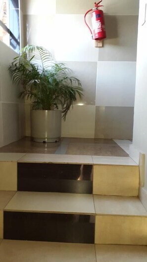 Staircase - Legacy Guest Lodge (Johannesburg)