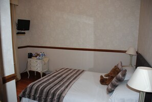 Double Room | Iron/ironing board, free WiFi - Westview (Perth)