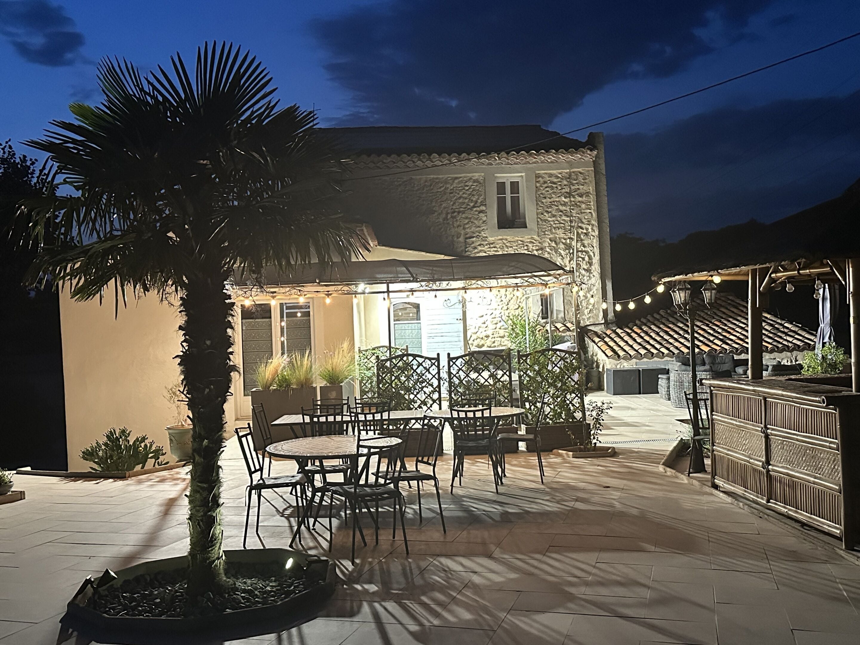 الإطلالة من المنشأة