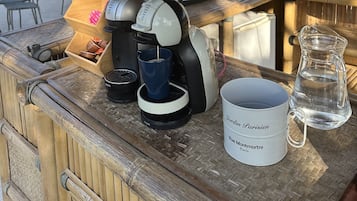 Petit déjeuner servi en supplément