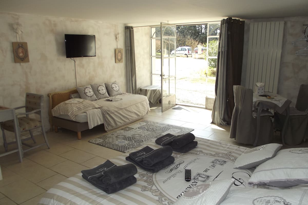 Comfort Triple Room, Ensuite, Garden View