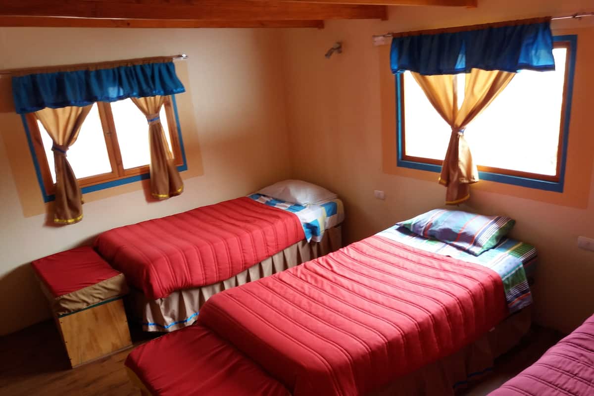 Loft, 2 slaapkamers | Geluiddichte muren, gratis wifi, beddengoed