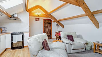 Comfort Apartment, Ensuite (The Tack Room) | Lounge