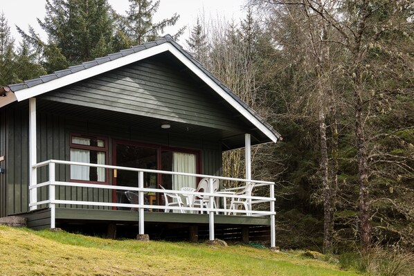 Chalet | 2 bedrooms, iron/ironing board, free WiFi, bed sheets - The Heron (Crianlarich)