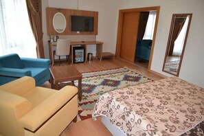 LCD TV - Hasan Celebi Otel (Siverek)