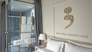 In-room safe, desk, soundproofing, iron/ironing board - Great Living Apartments (Athens)