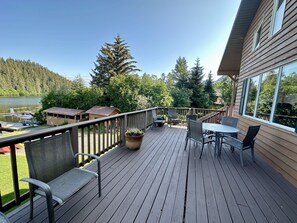 Sun deck - Bear Lake Lodgings Bed & Breakfast (Seward)