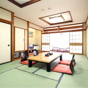 Dining - Tsutiu Onsen Yamaneya Ryokan (Fukushima)