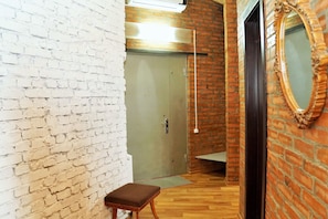 Lobby sitting area - Apartment in old center of Tbilisi (Tbilisi)