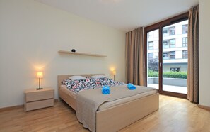 1 bedroom, iron/ironing board, cribs/infant beds, free WiFi - Chłodna PS Apartments (Warsaw)