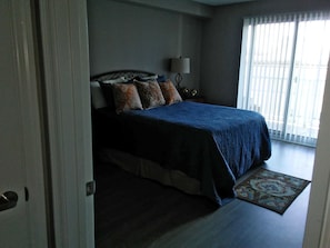 Appartement Standard, 1 chambre, cuisine, vue sur la ville | 1 chambre, literie de qualité, fer et planche à repasser