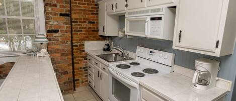 Apartment | Private kitchen | Fridge, microwave, oven, stovetop