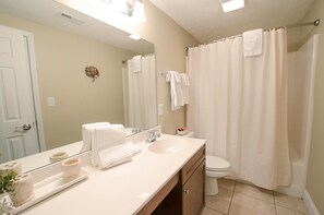 Huvila | Kylpyhuoneen mukavuudet | Hiustenkuivaaja