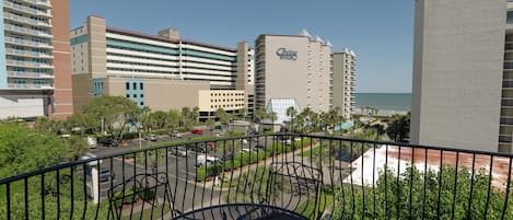 Apartment | City view