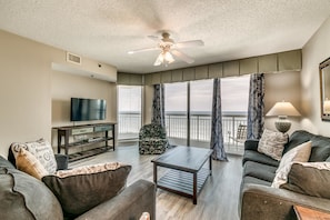 Apartment | Living room