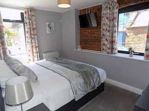 Appartement, 1 kingsize bed met slaapbank (Apartment 1) | 1 slaapkamer, lakens van Egyptisch katoen, luxe beddengoed